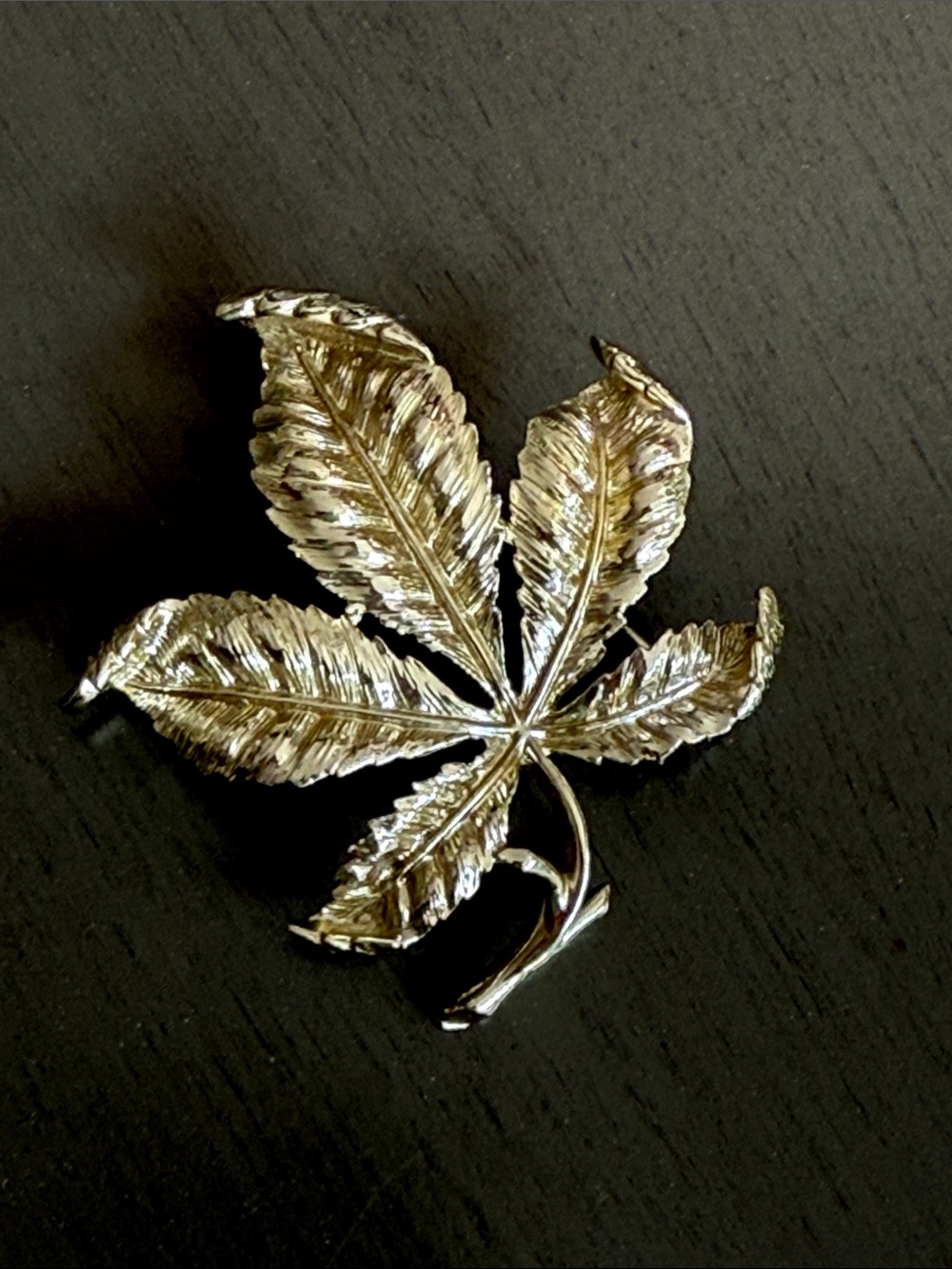 Vintage CORO signed chestnut Leaf-Shaped Brooch Goldtone
